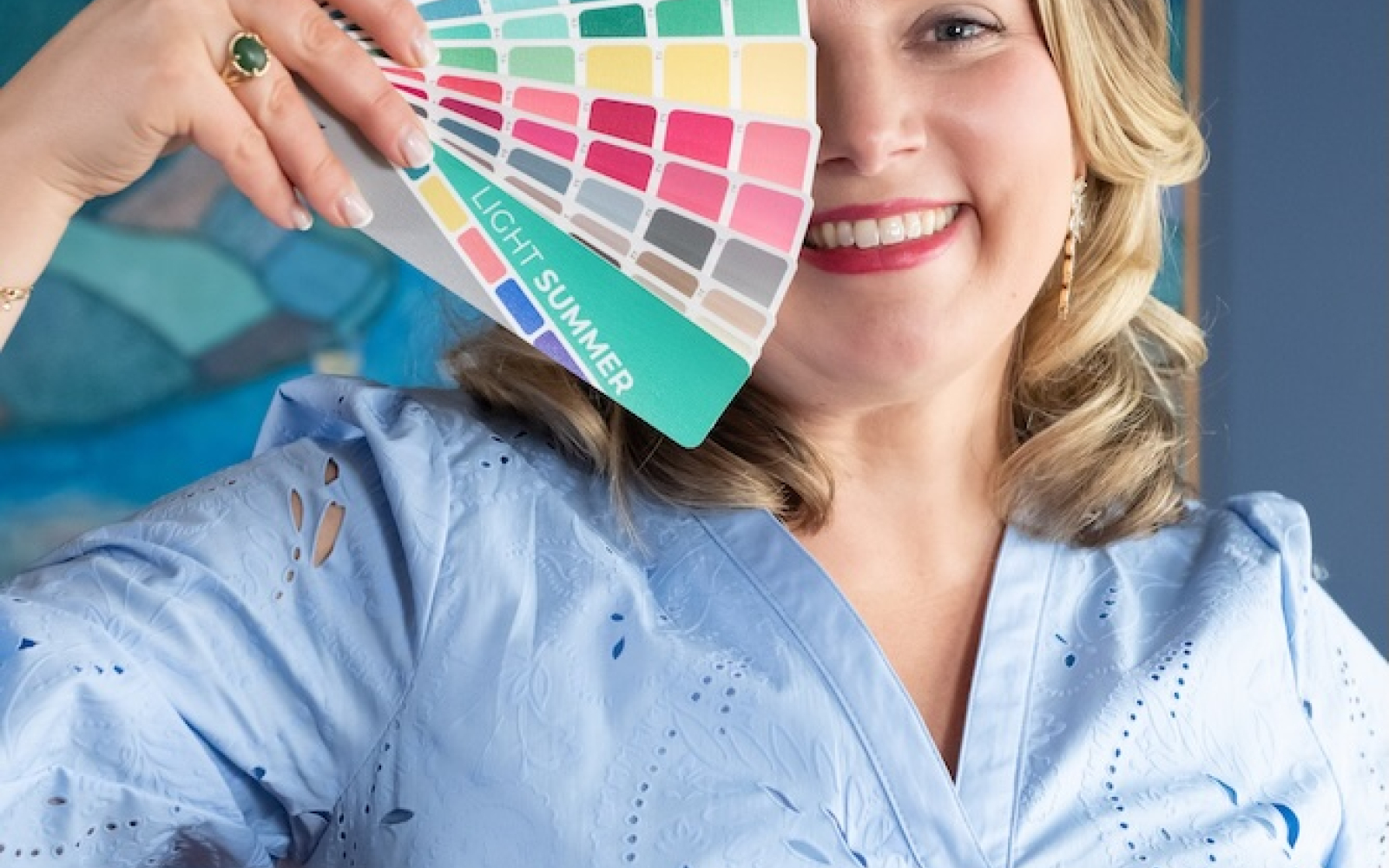 Get Ready to Glow with Seasonal Color Magic!